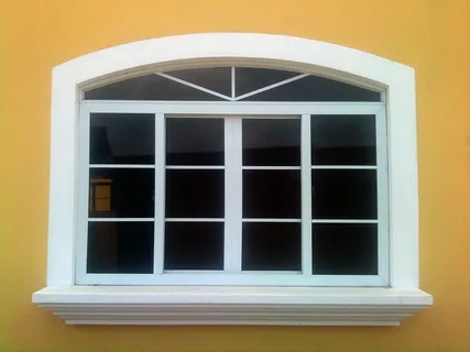 Servicio especializado de window repair y ajuste de perfiles de aluminio y PVC en Marbella.